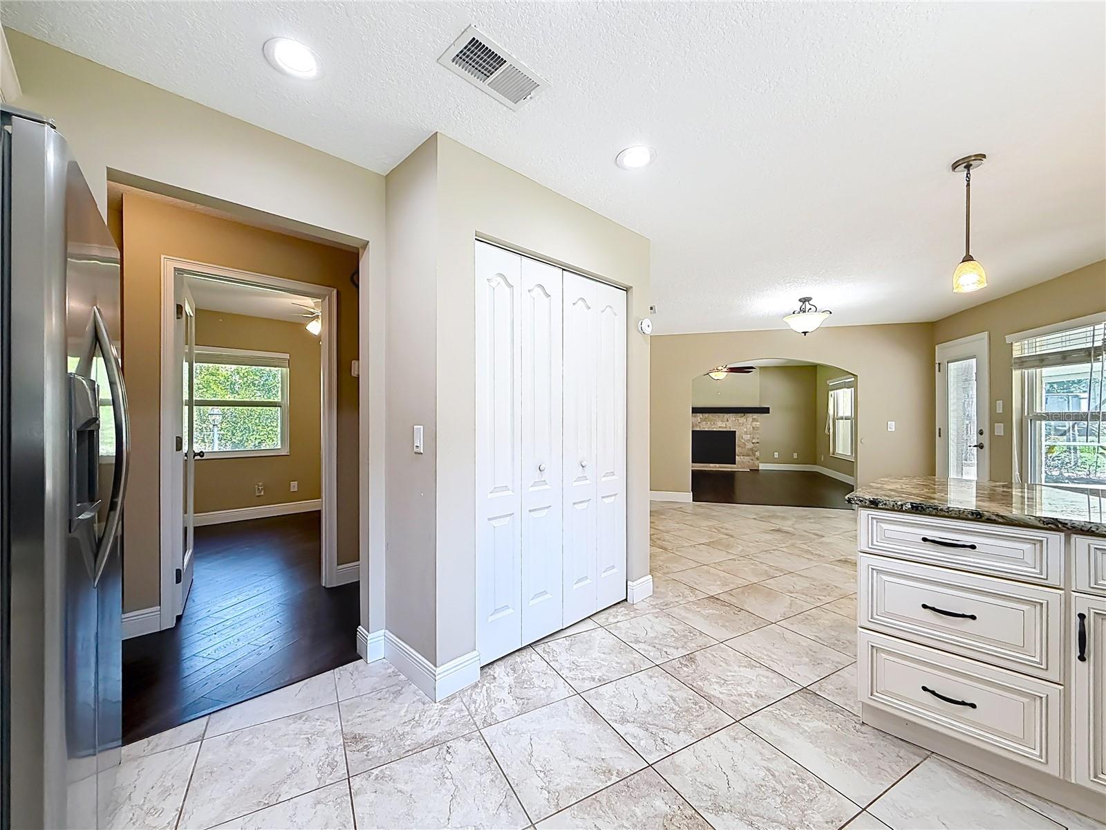 KENSINGTON ESTATES UNIT 01 - Residential