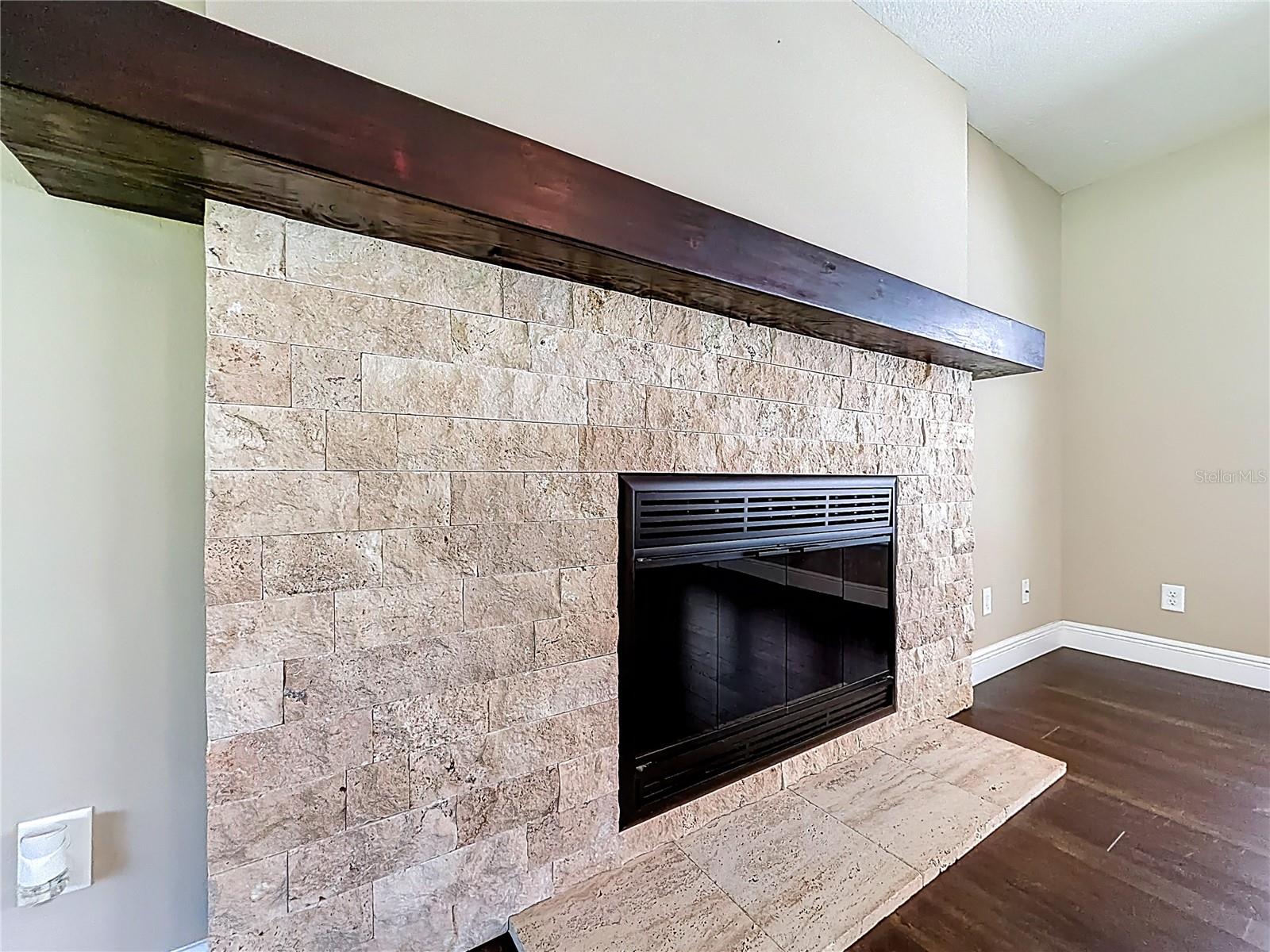 KENSINGTON ESTATES UNIT 01 - Residential