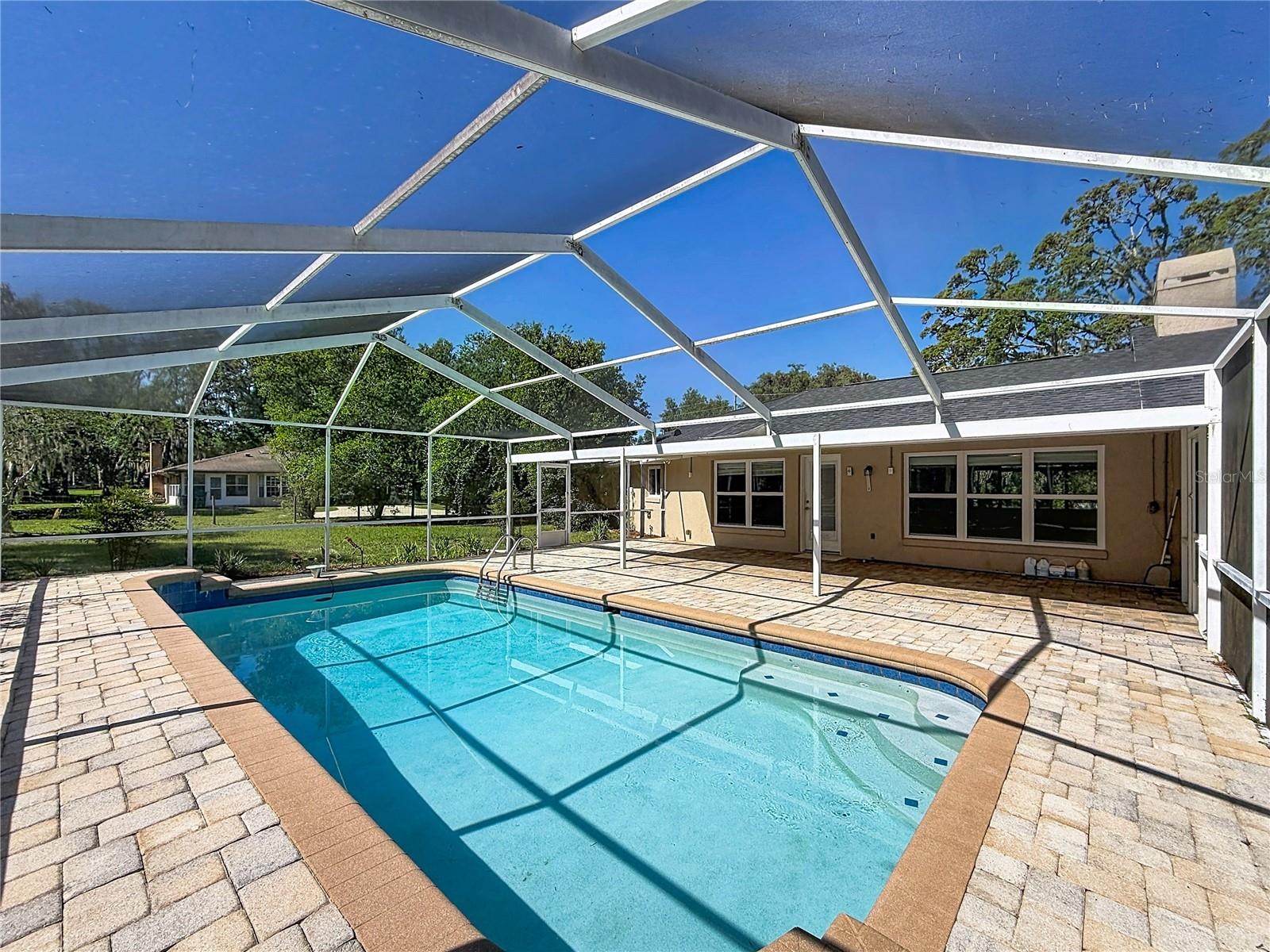 KENSINGTON ESTATES UNIT 01 - Residential