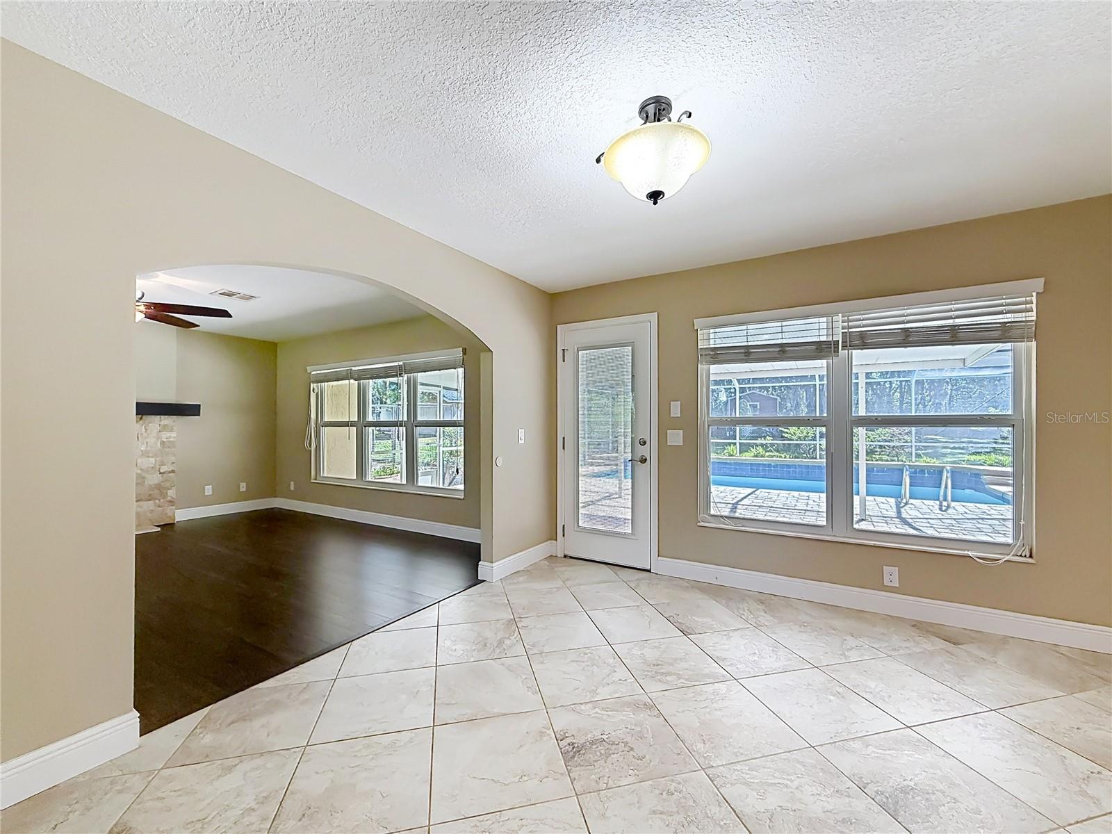 KENSINGTON ESTATES UNIT 01 - Residential