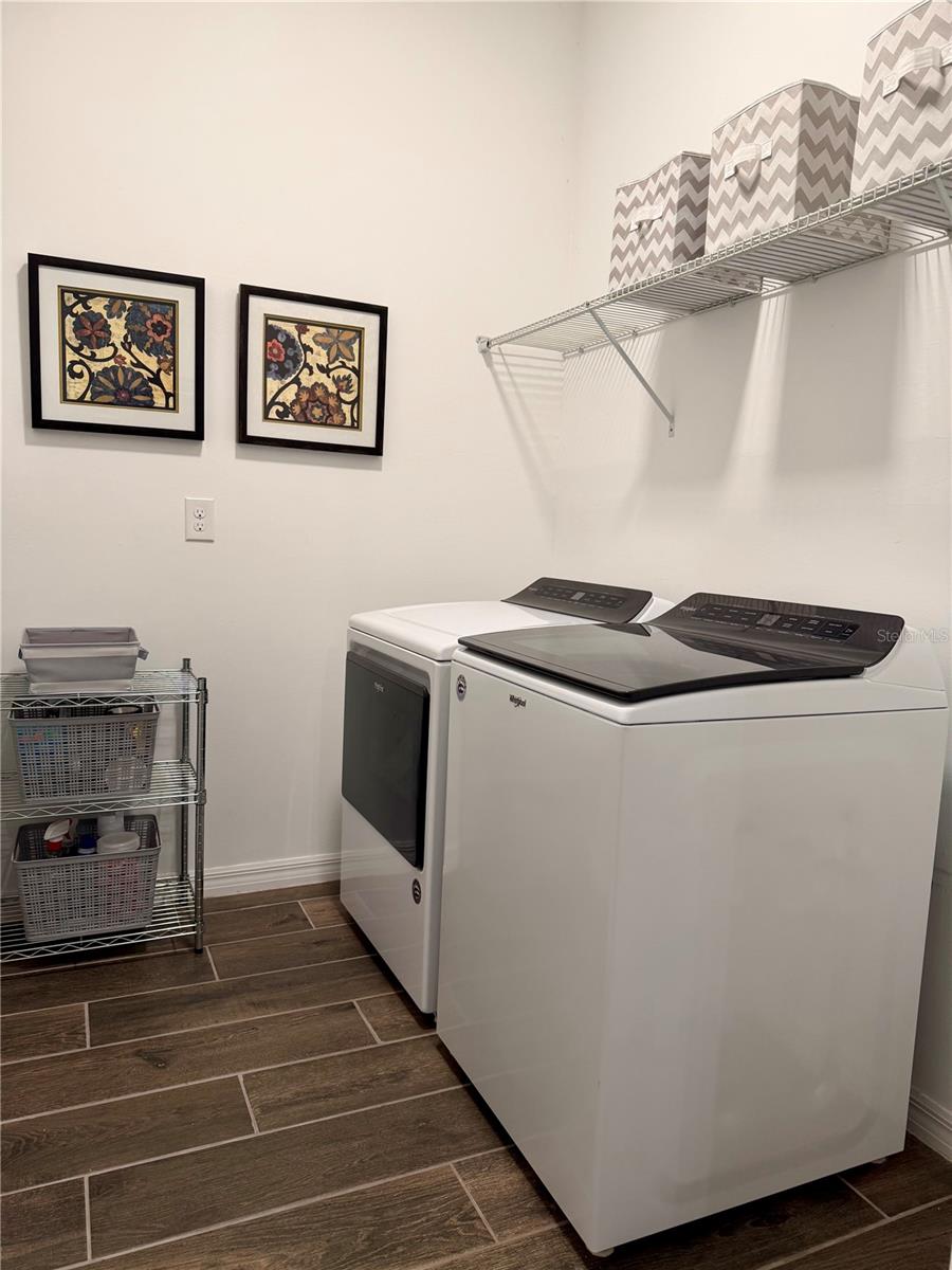 TOSCANA ISLES - Residential