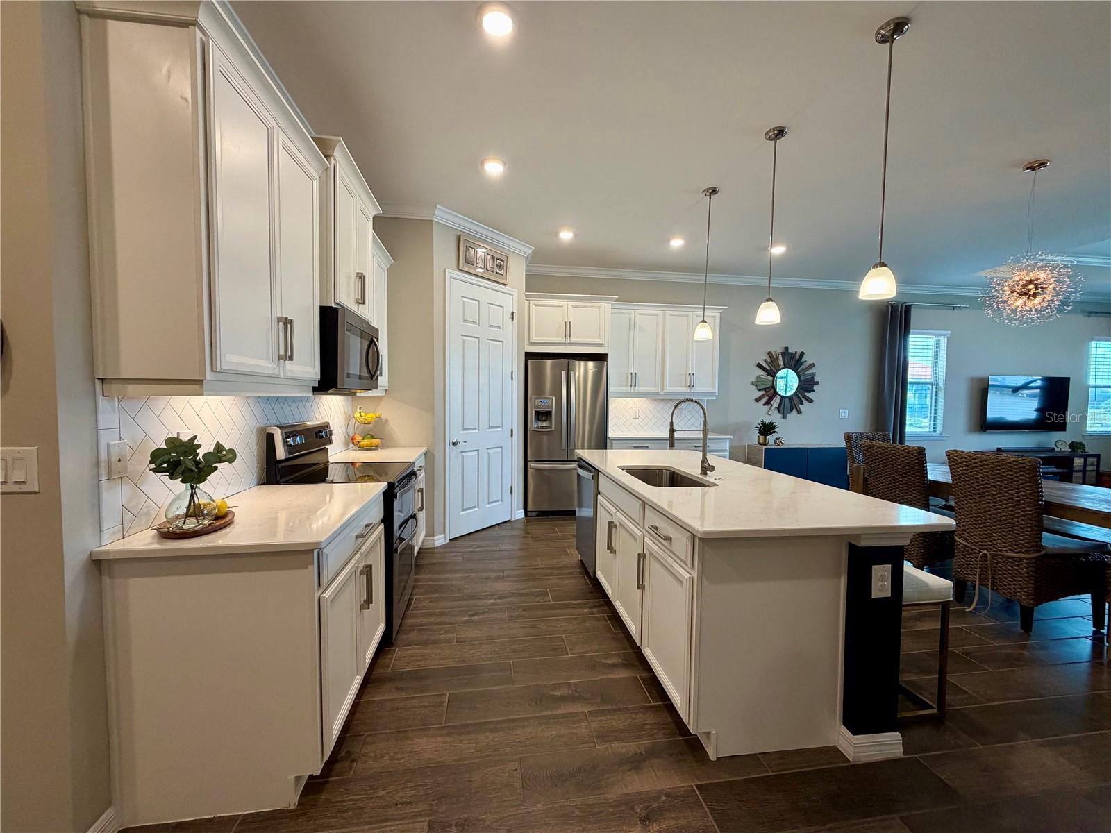 TOSCANA ISLES - Residential