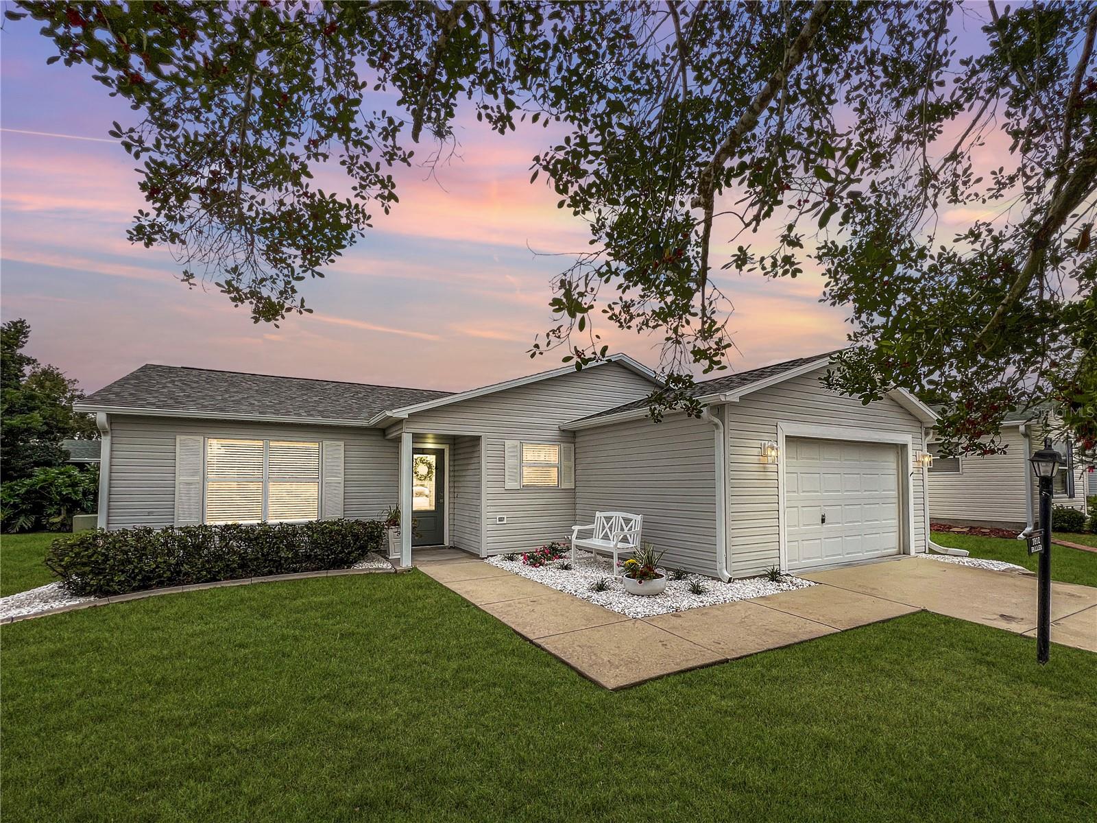 1812 SANIBEL COURT