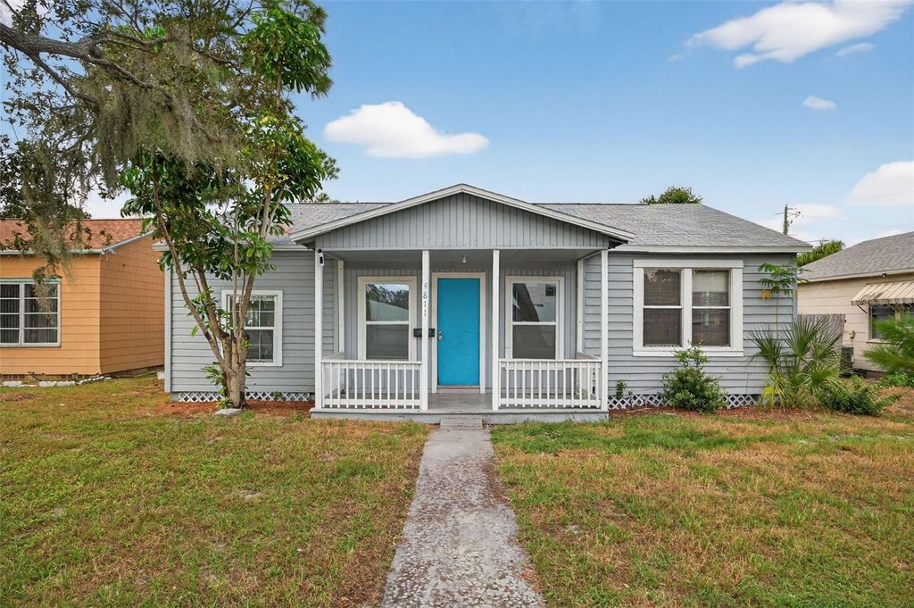 Photo of 4811 Fairfield Avenue S, St Petersburg, FL 33711 (MLS # A4667099)