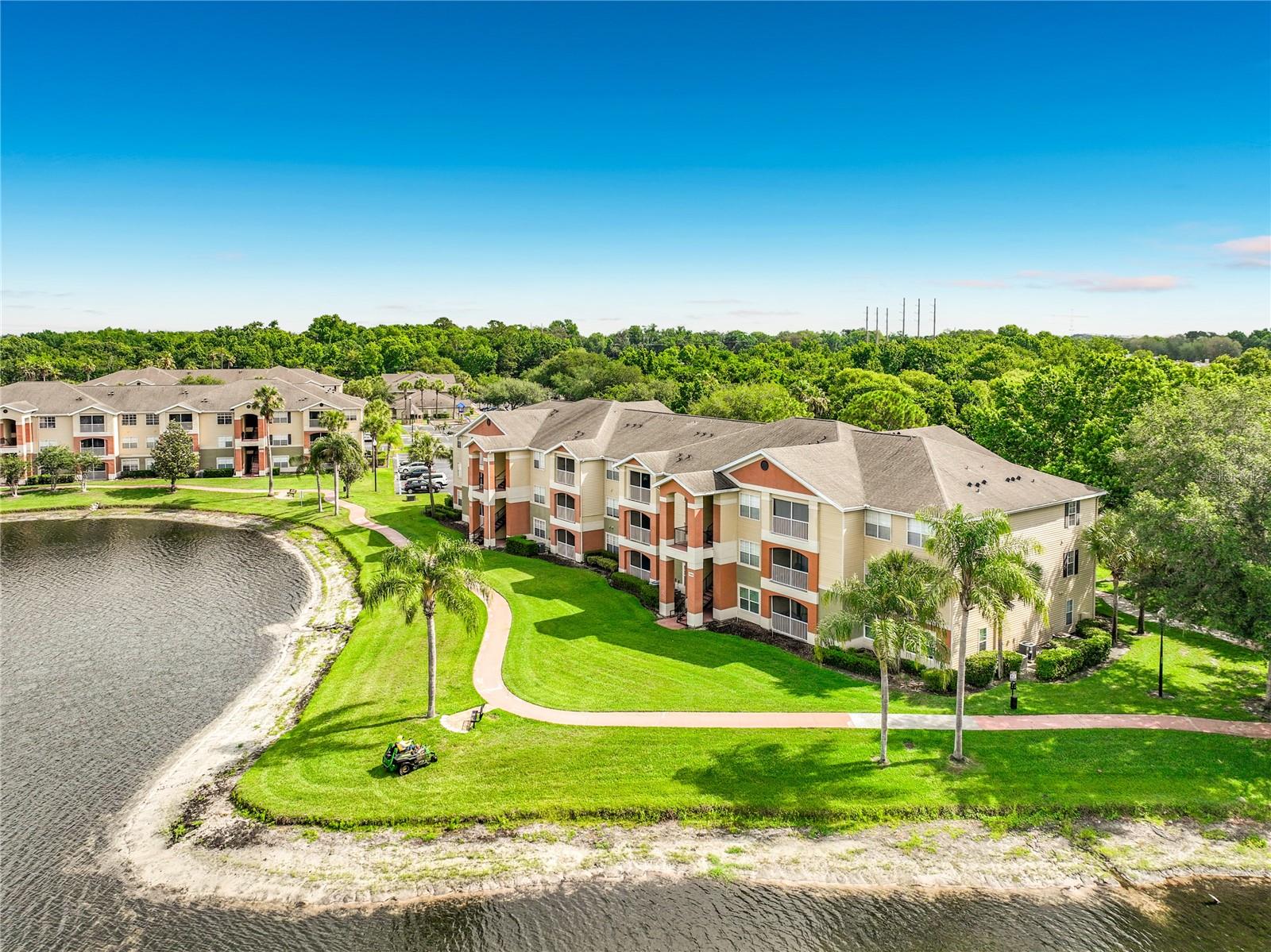 VILLAS AT LAKESIDE A CONDO - Residential
