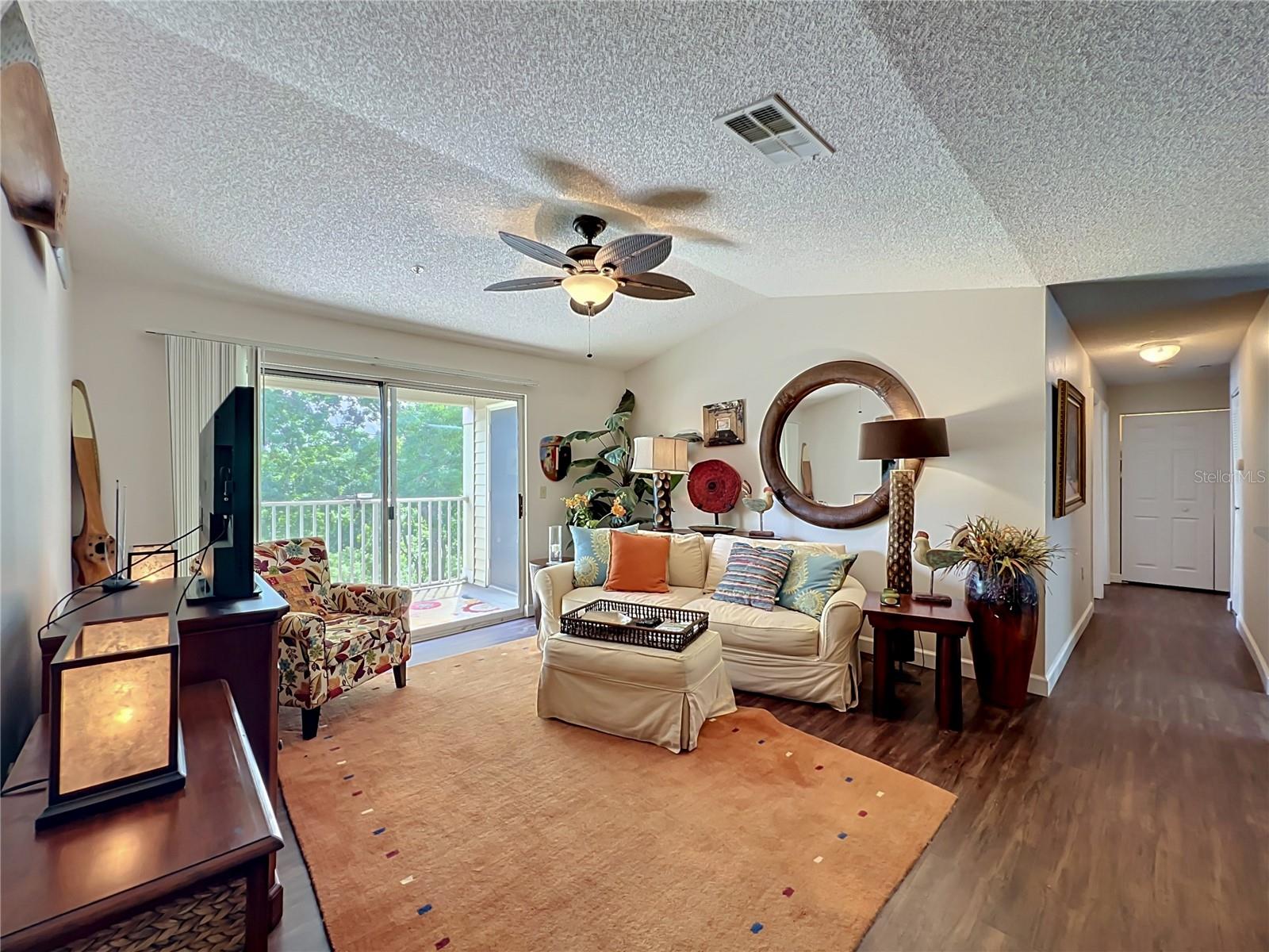 VILLAS AT LAKESIDE A CONDO - Residential
