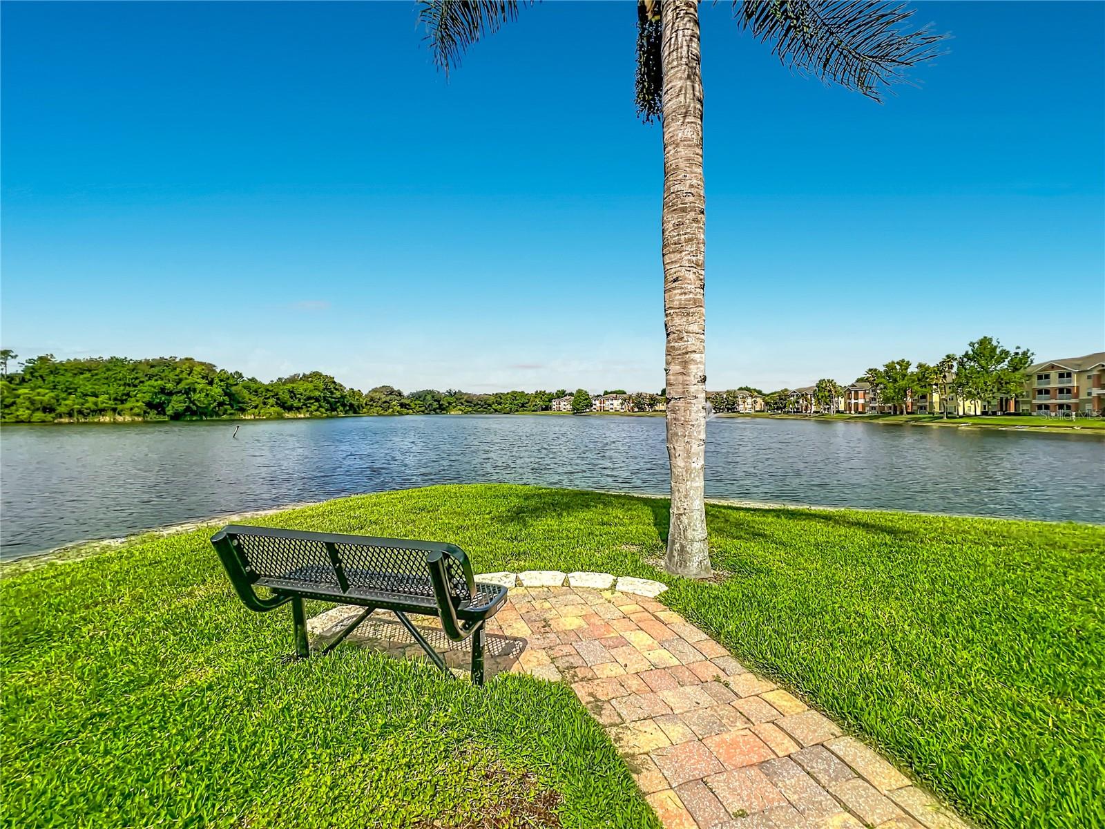 VILLAS AT LAKESIDE A CONDO - Residential