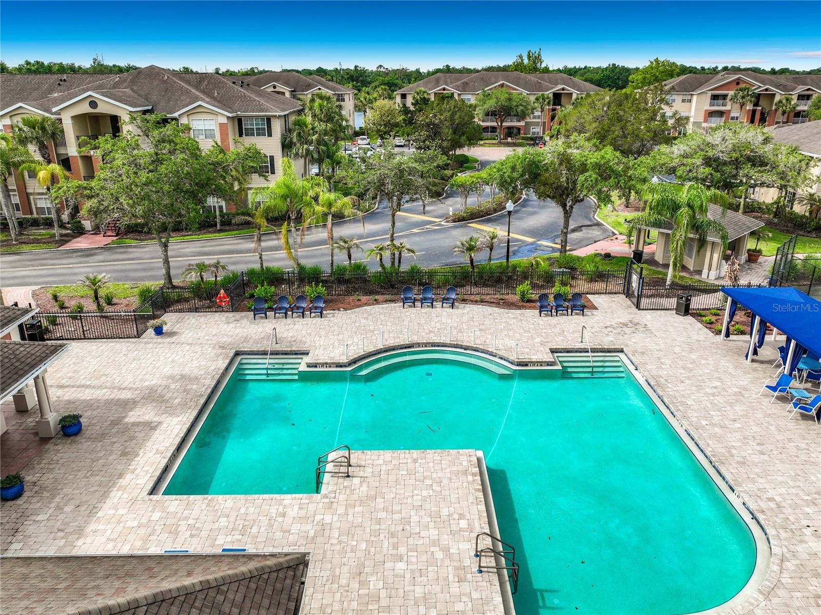 VILLAS AT LAKESIDE A CONDO - Residential