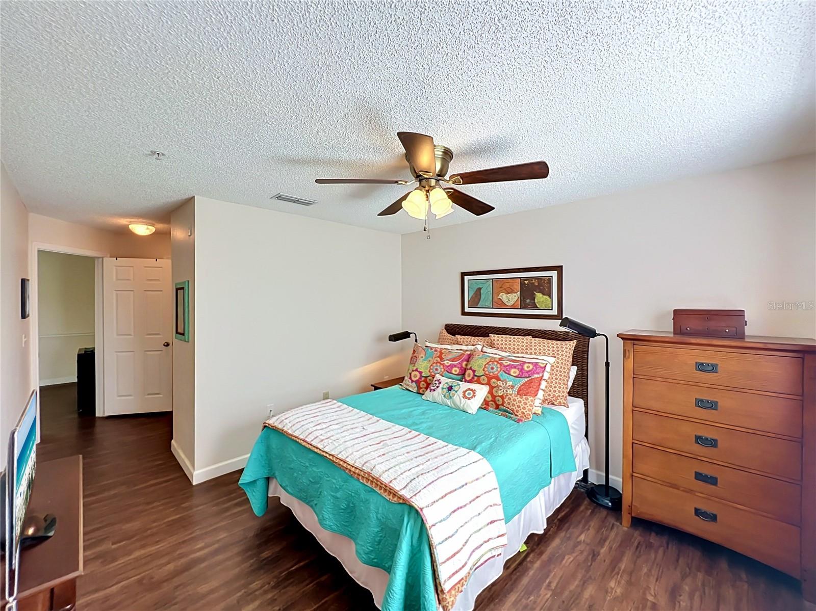 VILLAS AT LAKESIDE A CONDO - Residential