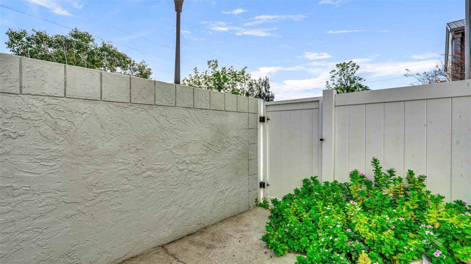 BARDMOOR WEST CONDO - Residential Lease