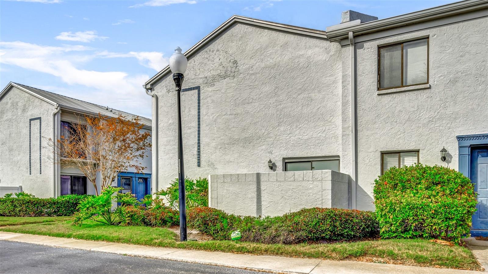 BARDMOOR WEST CONDO - Residential Lease