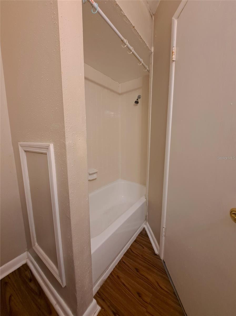 GIBSON HEIGHTS - Residential Income