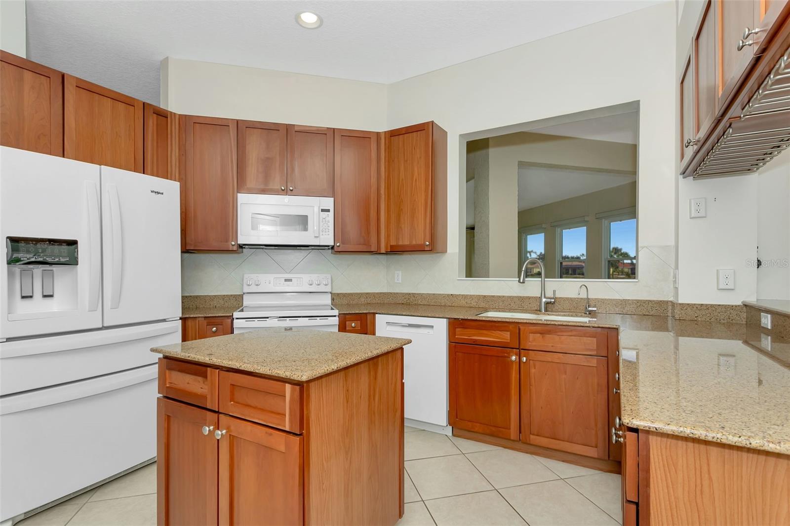 SUN CITY CENTER UNIT 255 - Residential