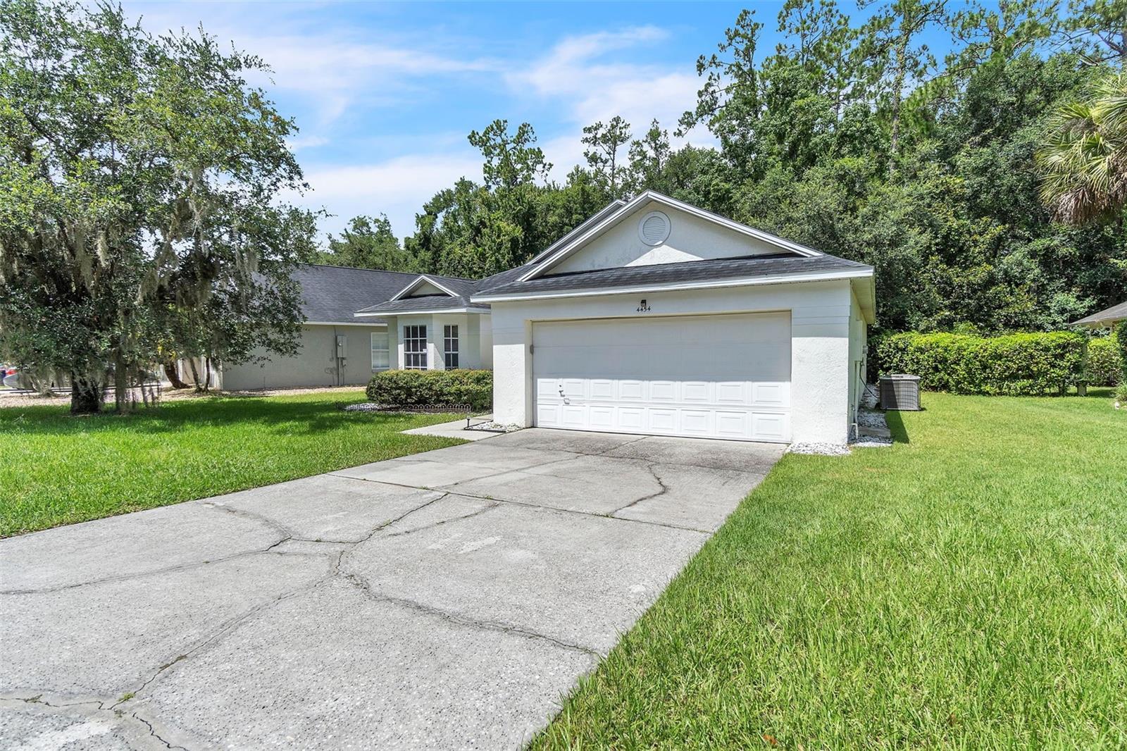 4454 KING EDWARD DRIVE