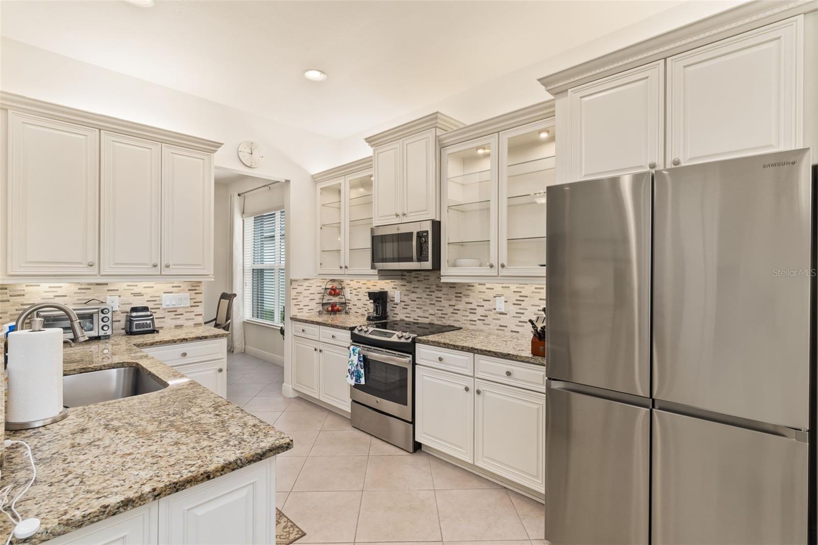 VALENCIA LAKES TR J PH 2 - Residential