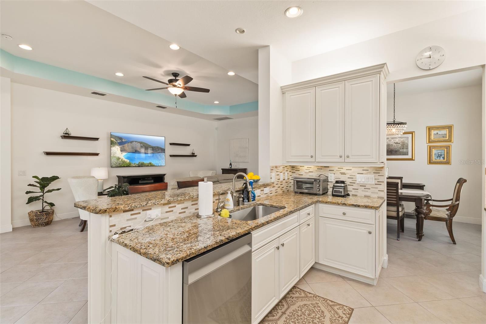 VALENCIA LAKES TR J PH 2 - Residential