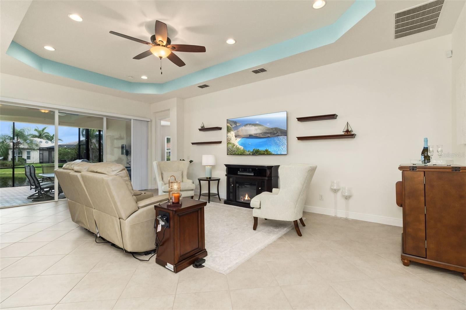 VALENCIA LAKES TR J PH 2 - Residential