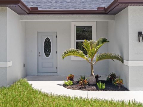 A home in PORT CHARLOTTE