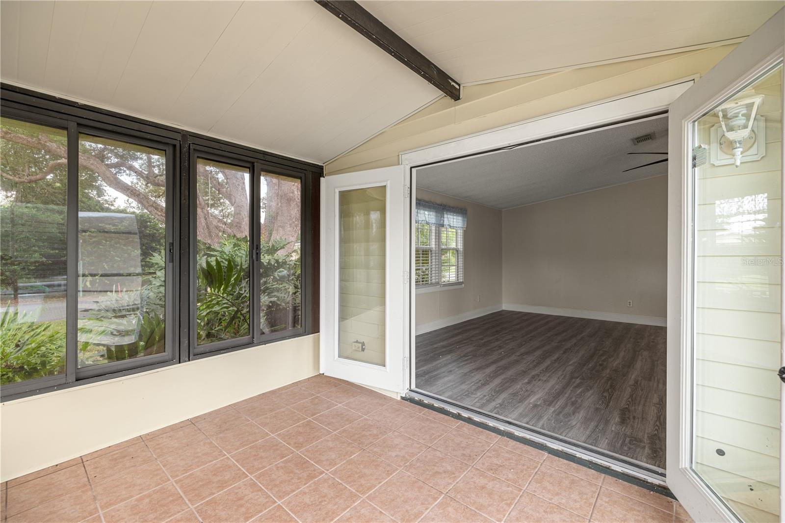 LADY LAKE ORANGE BLOSSOM GARDENS UNIT 06 - Residential