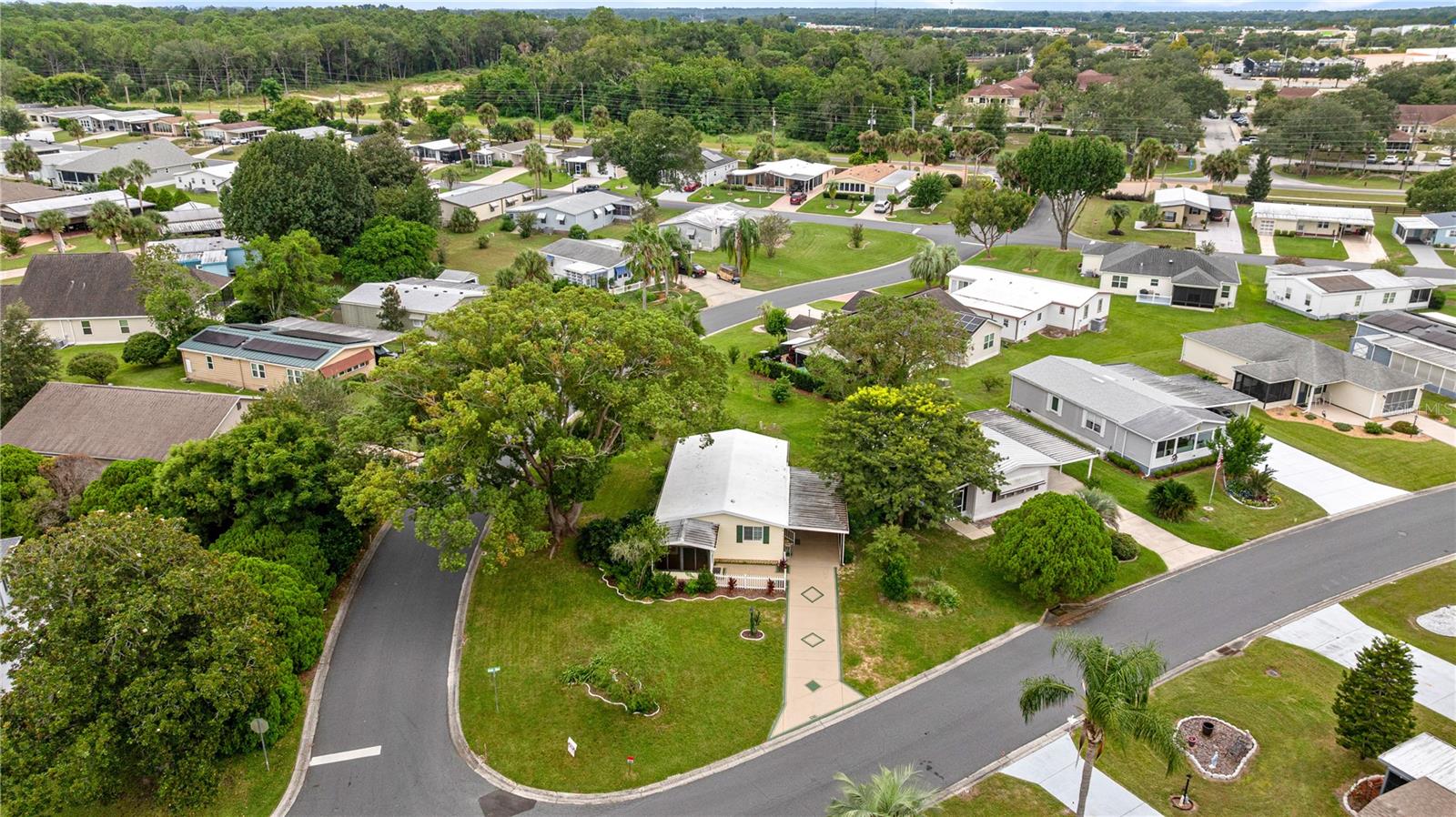 LADY LAKE ORANGE BLOSSOM GARDENS UNIT 06 - Residential