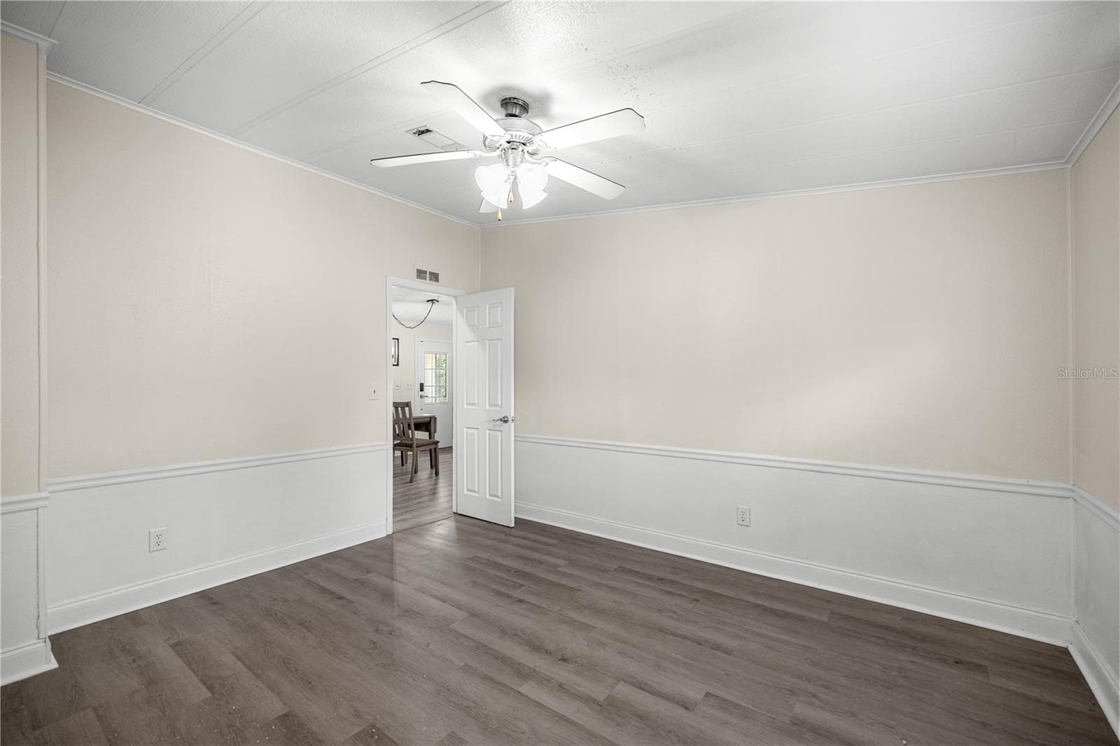 LADY LAKE ORANGE BLOSSOM GARDENS UNIT 06 - Residential