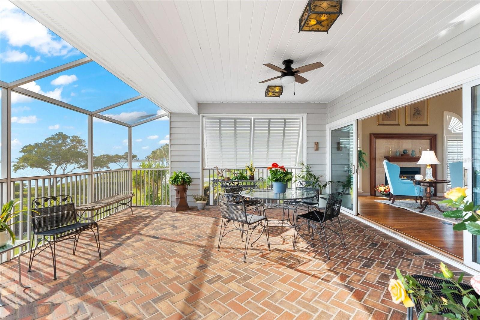 TIDY ISLAND PH II - Residential