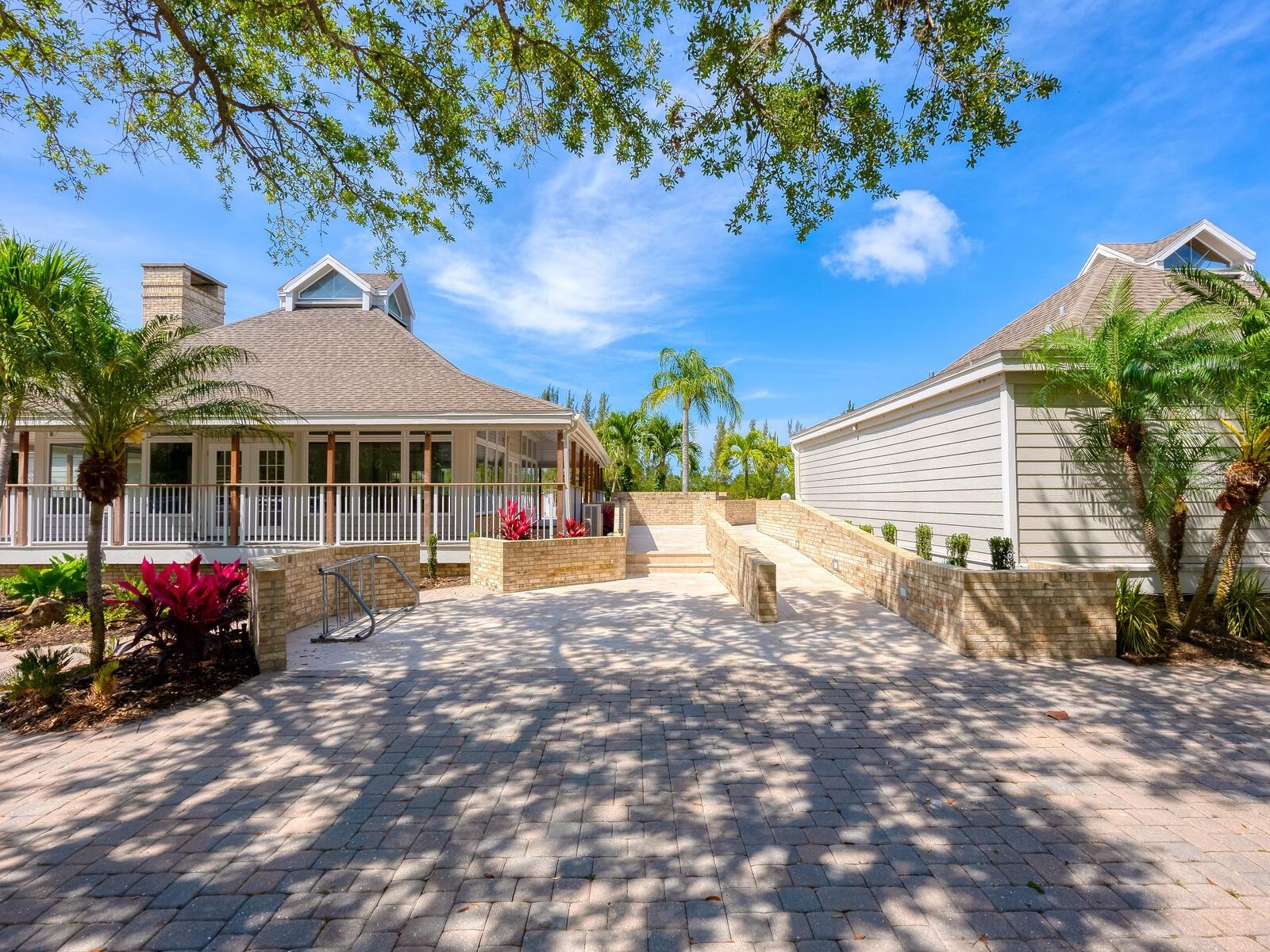 TIDY ISLAND PH II - Residential