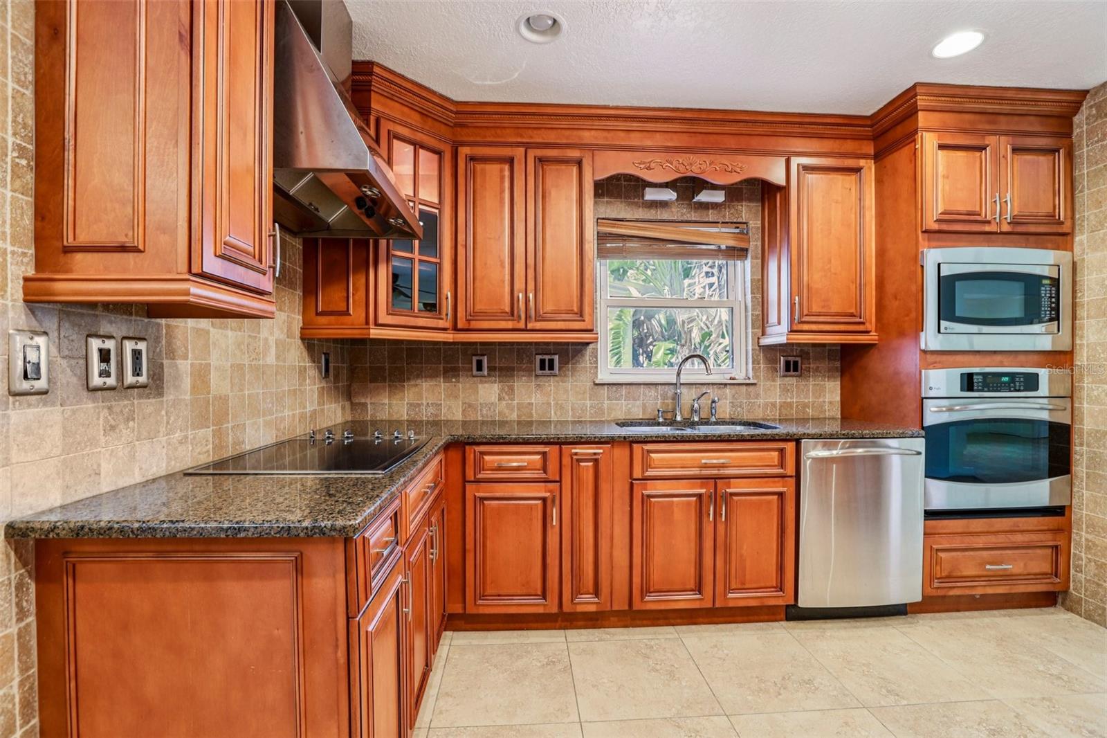 BEACH PARK - Residential