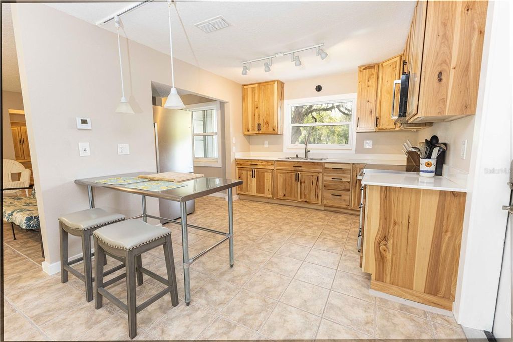 Photo of 5175 Azalea Circle, Dade City, FL 33523 (MLS # G5111707)