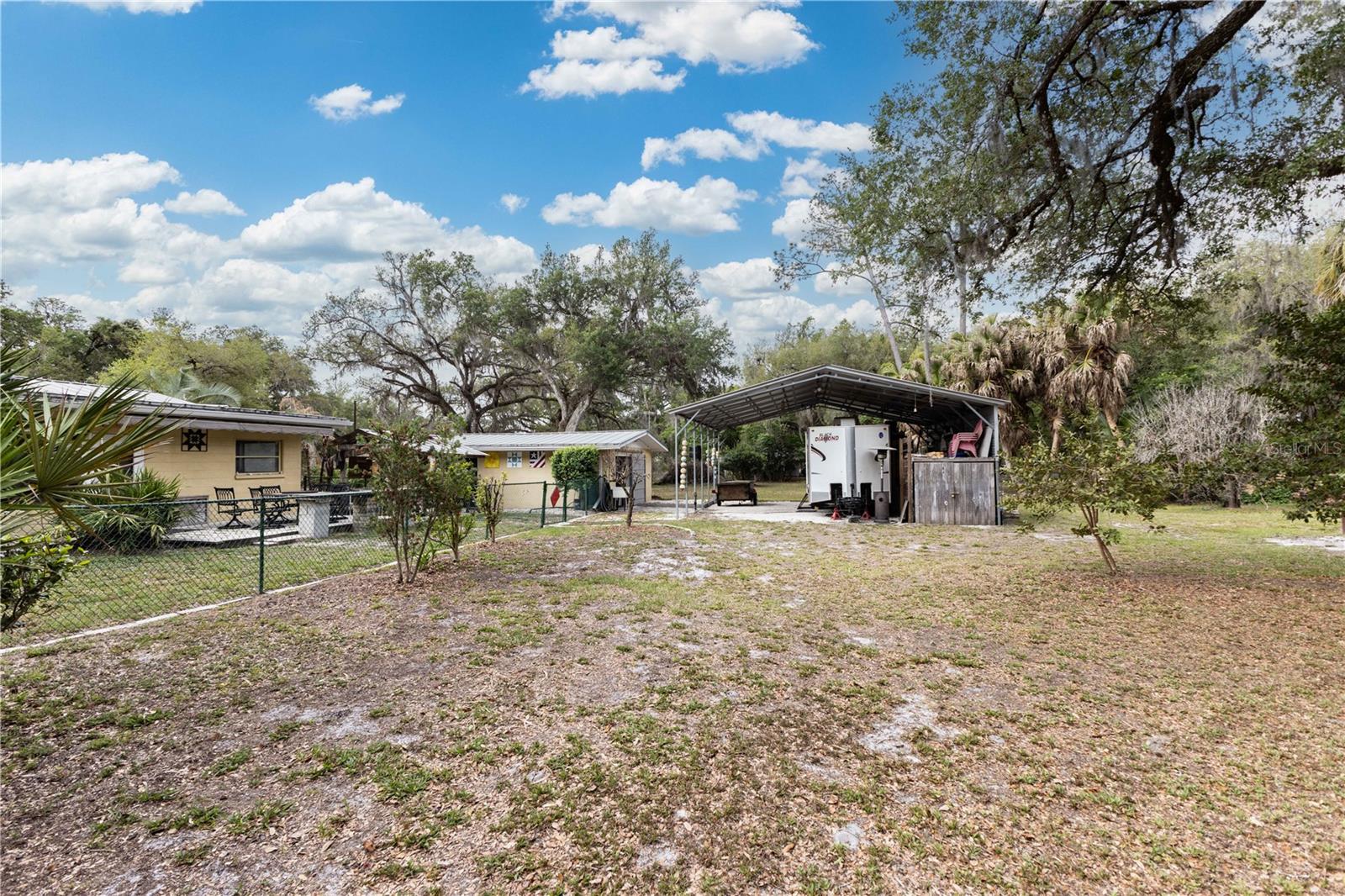 LAKEWOOD - Residential