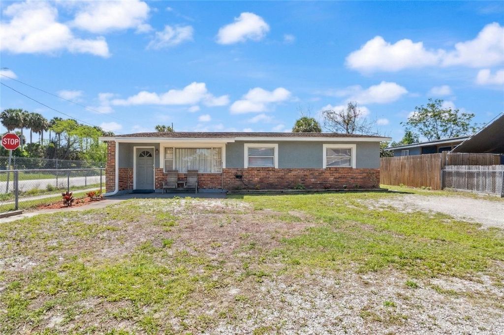 Photo of 319 E 119th Avenue, Tampa, FL 33612 (MLS # TB8430001)