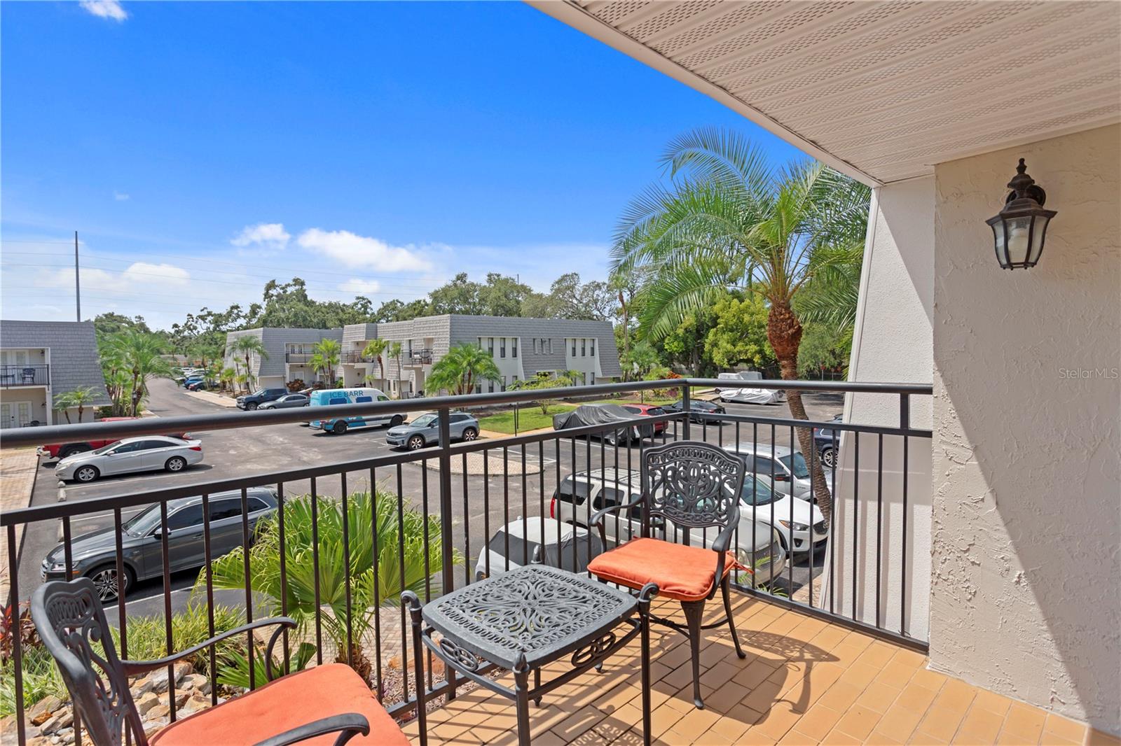 VICTORIA PALMS CONDO - Residential