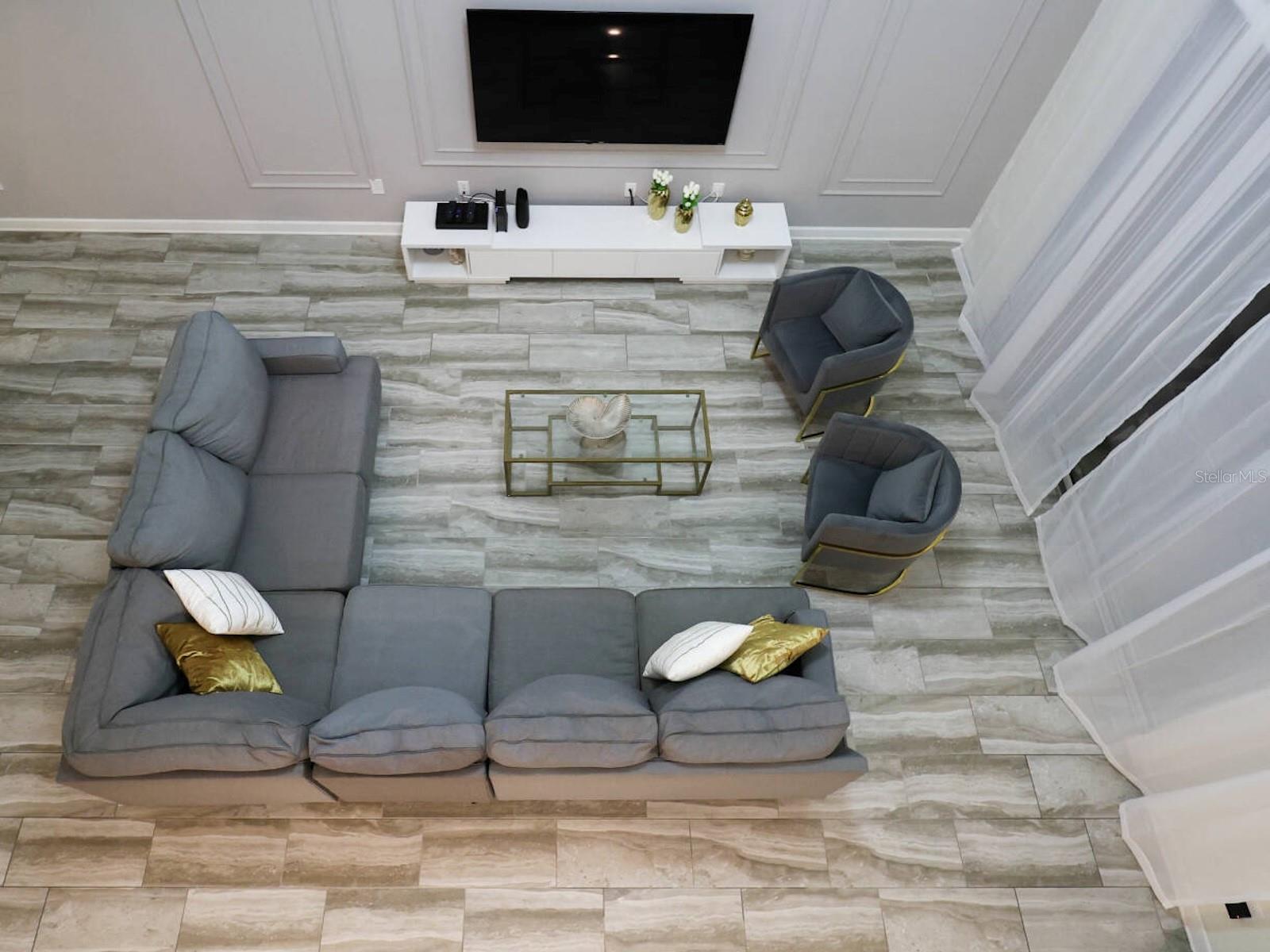 4726 SLEEPY HOLLOW DRIVE
