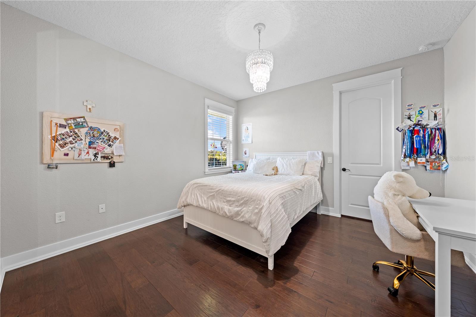 BRIDLE PATH ESTATES - Residential