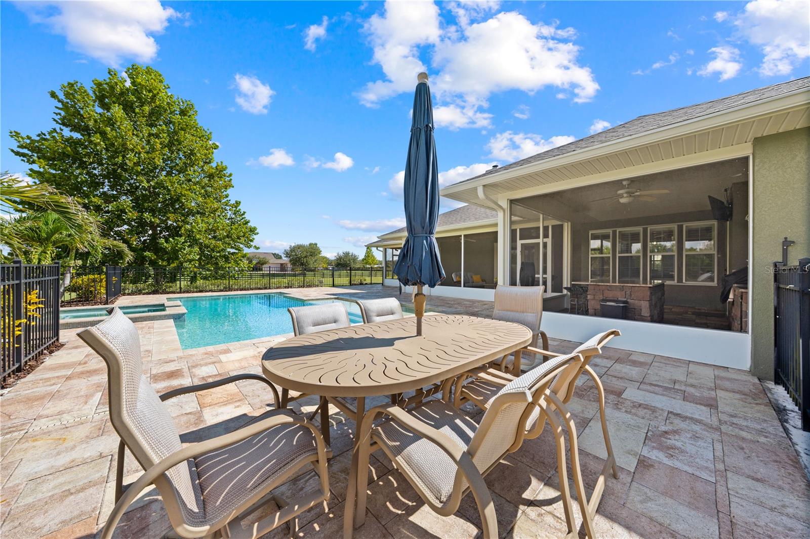 BRIDLE PATH ESTATES - Residential