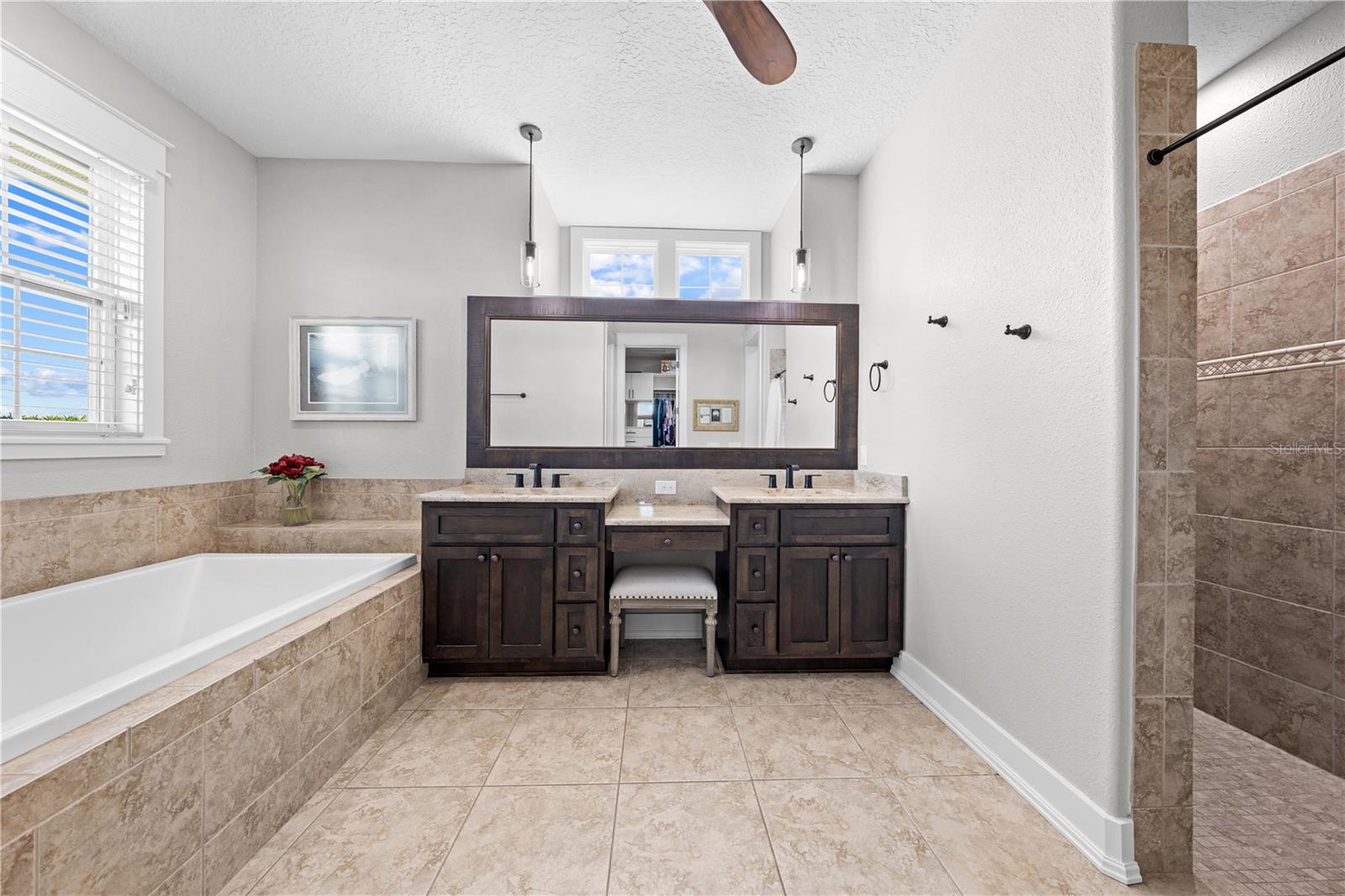 BRIDLE PATH ESTATES - Residential