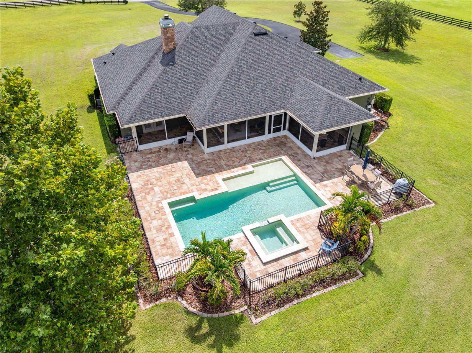 BRIDLE PATH ESTATES - Residential