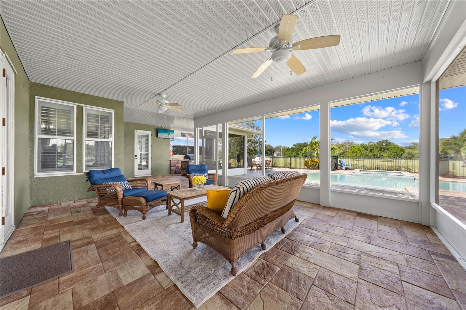 BRIDLE PATH ESTATES - Residential