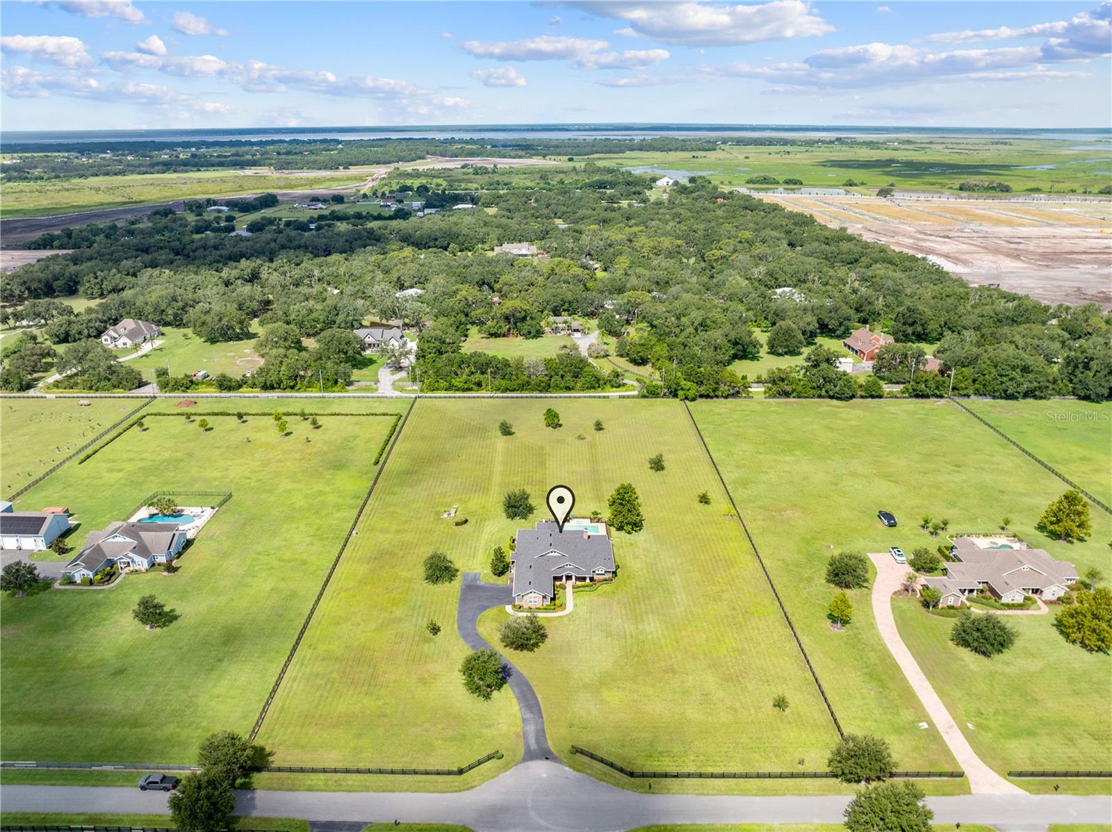 BRIDLE PATH ESTATES - Residential