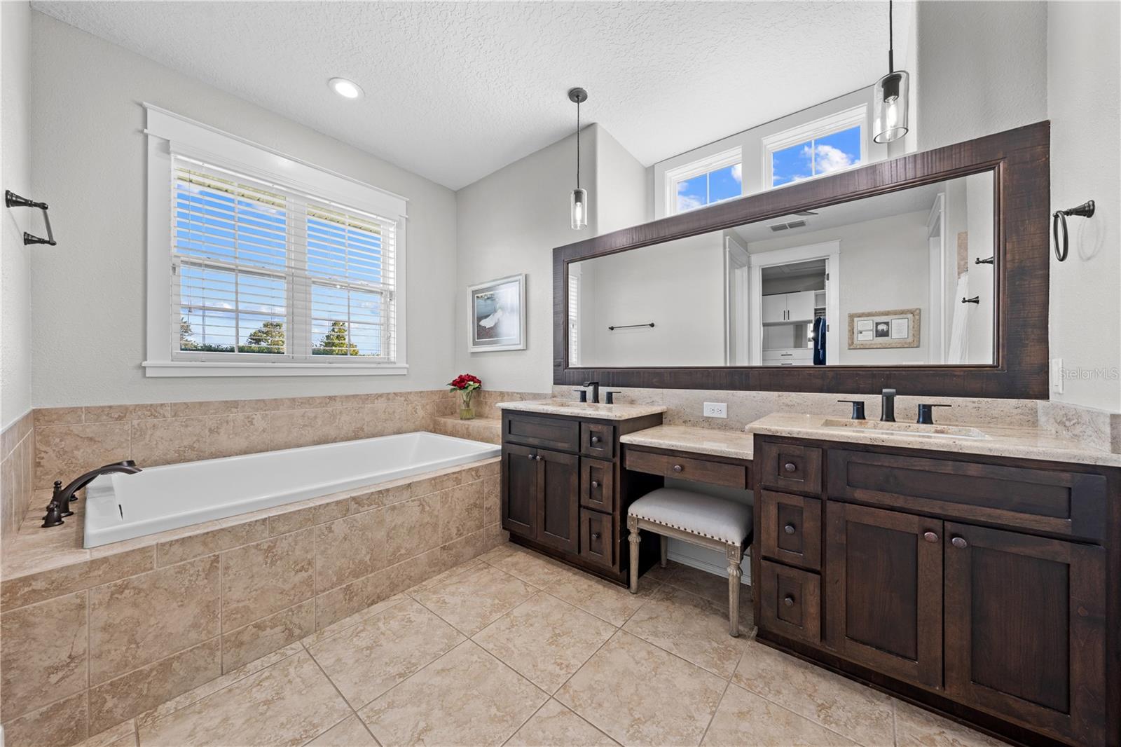 BRIDLE PATH ESTATES - Residential