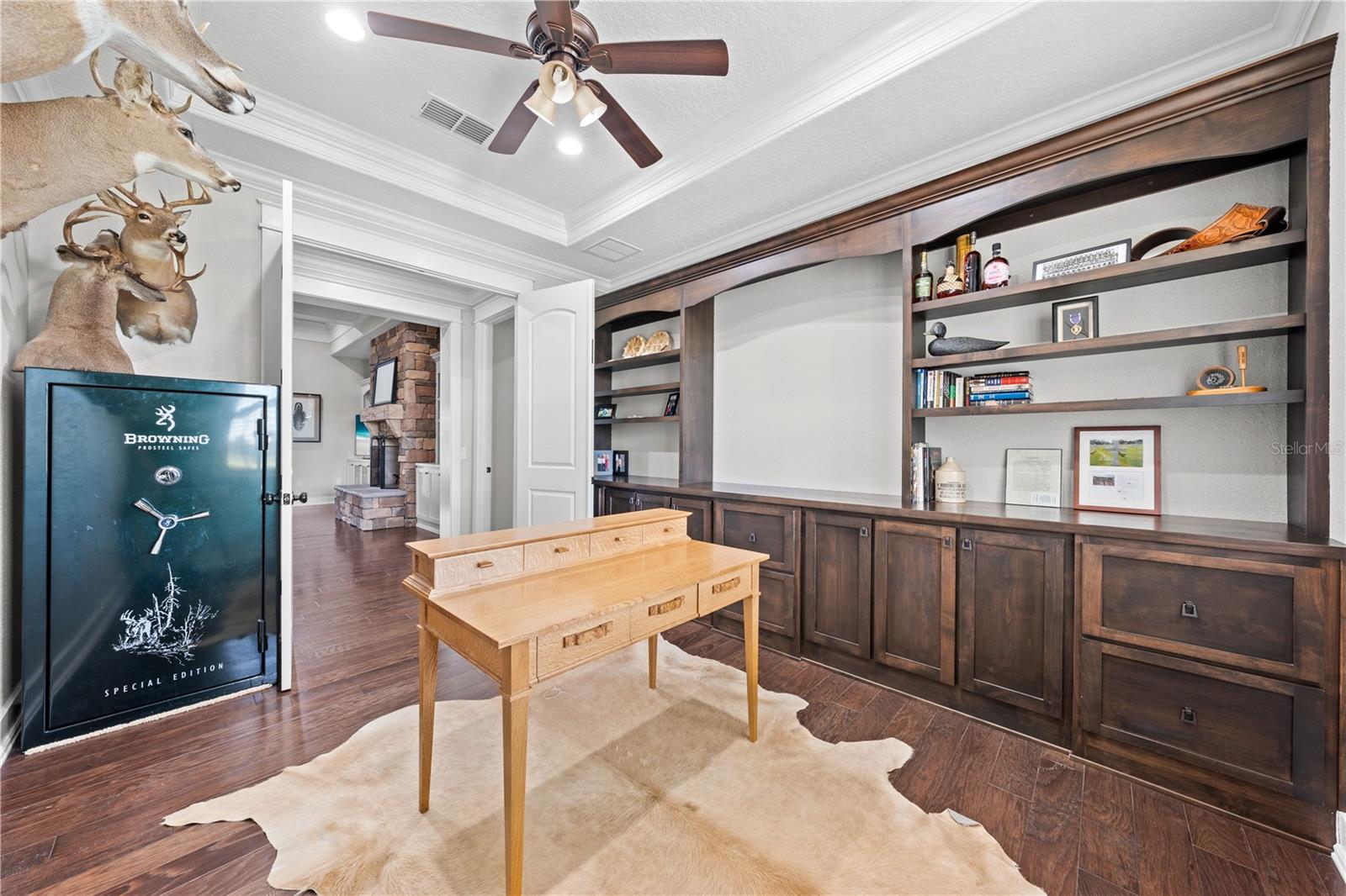 BRIDLE PATH ESTATES - Residential