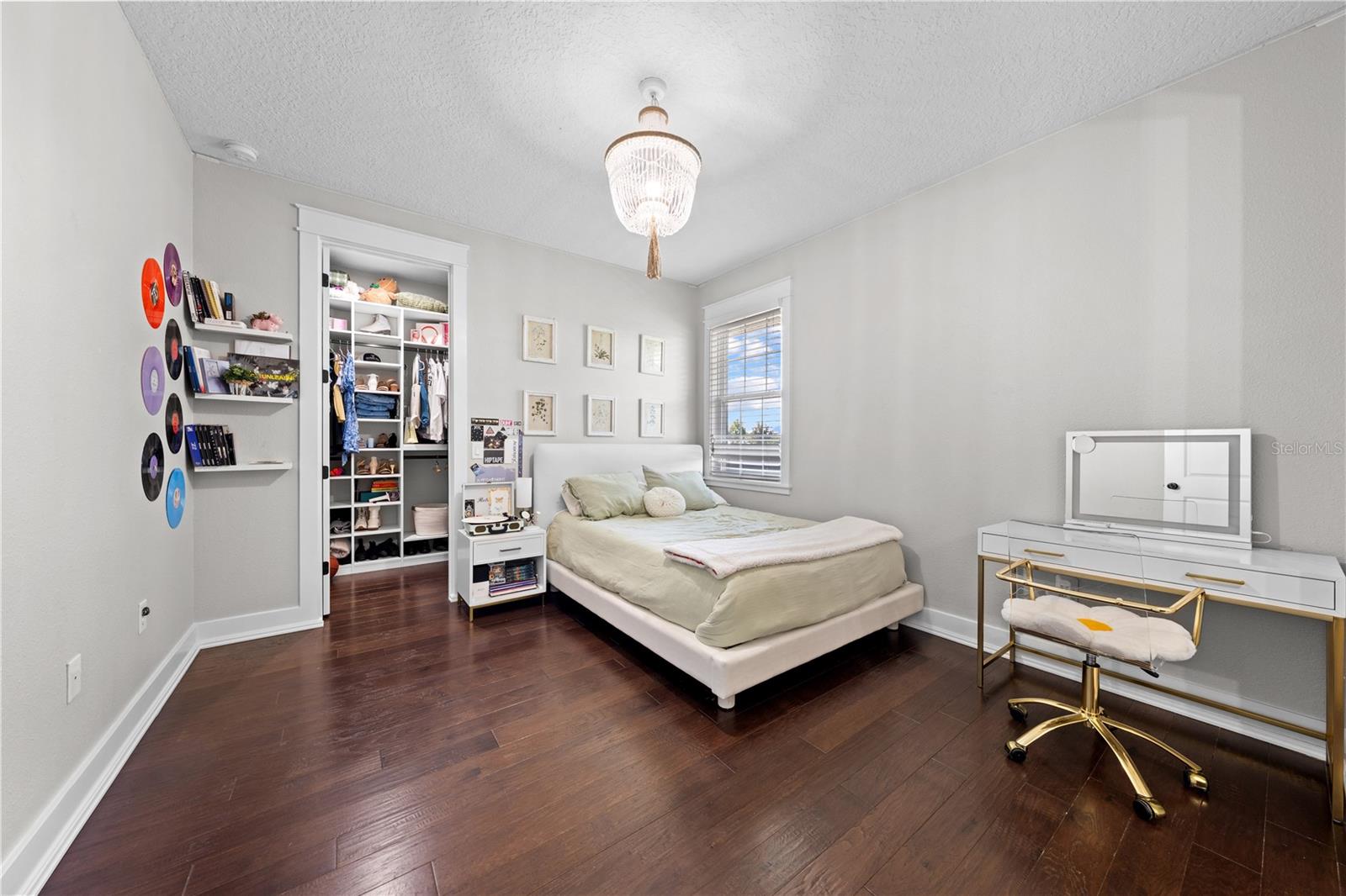 BRIDLE PATH ESTATES - Residential