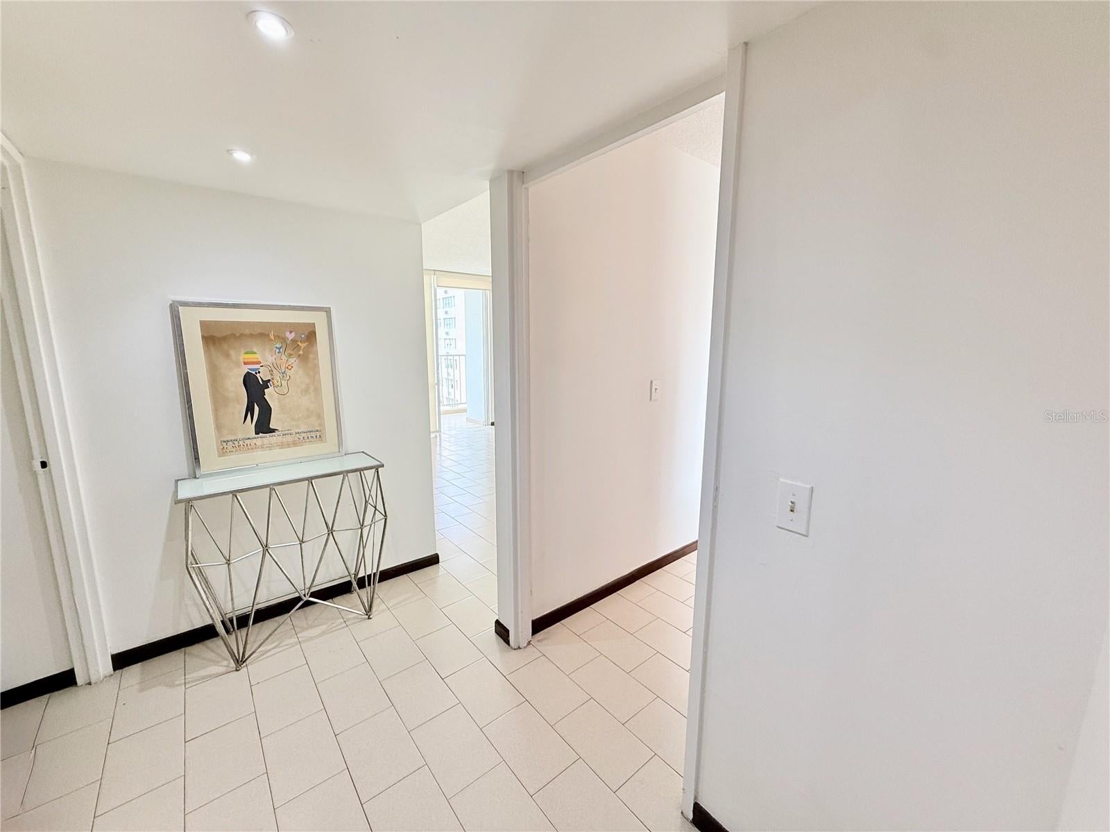 6400 ISLA VERDE AVENUE 6 J