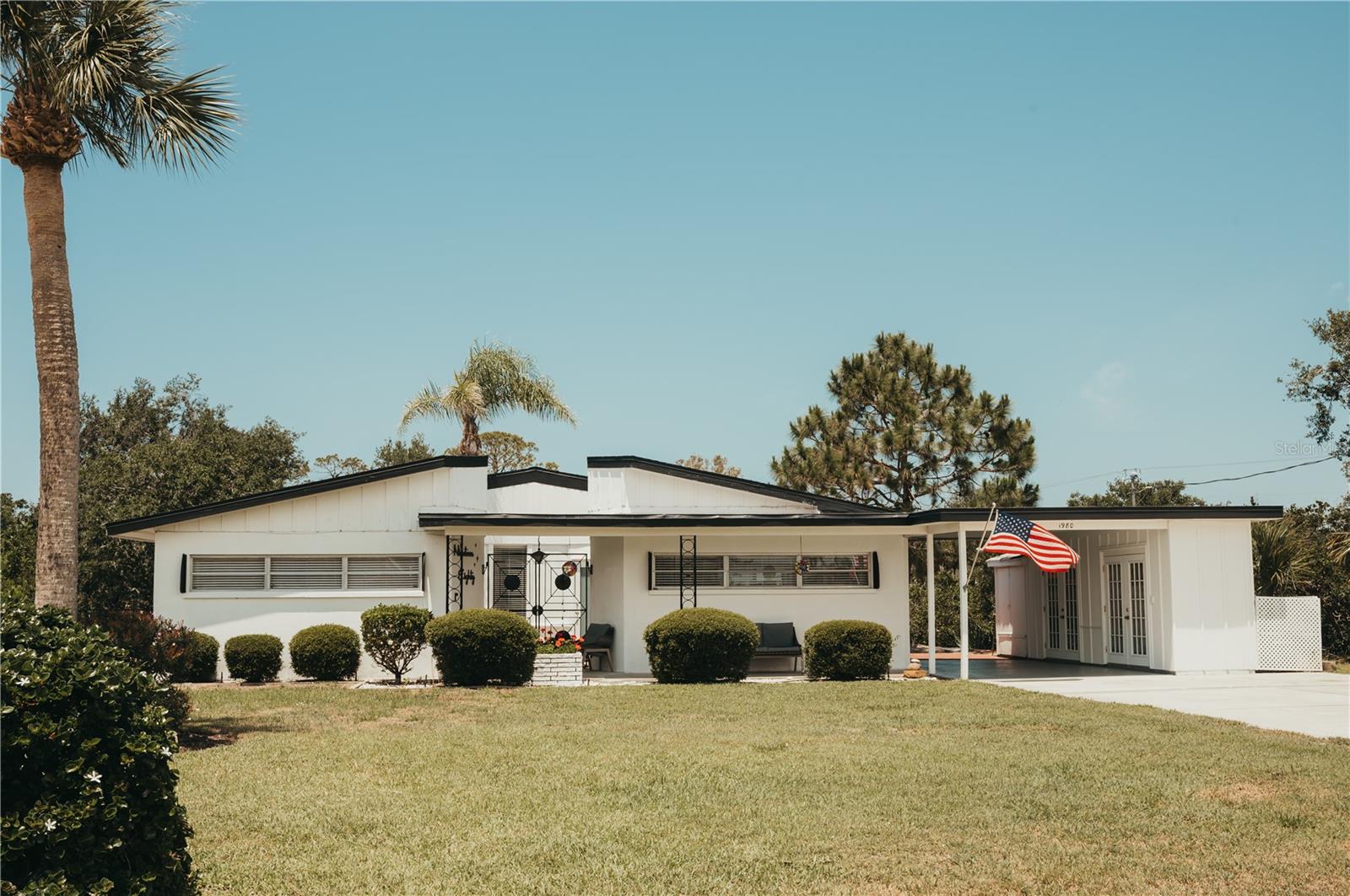 1980 FORKED CREEK DRIVE