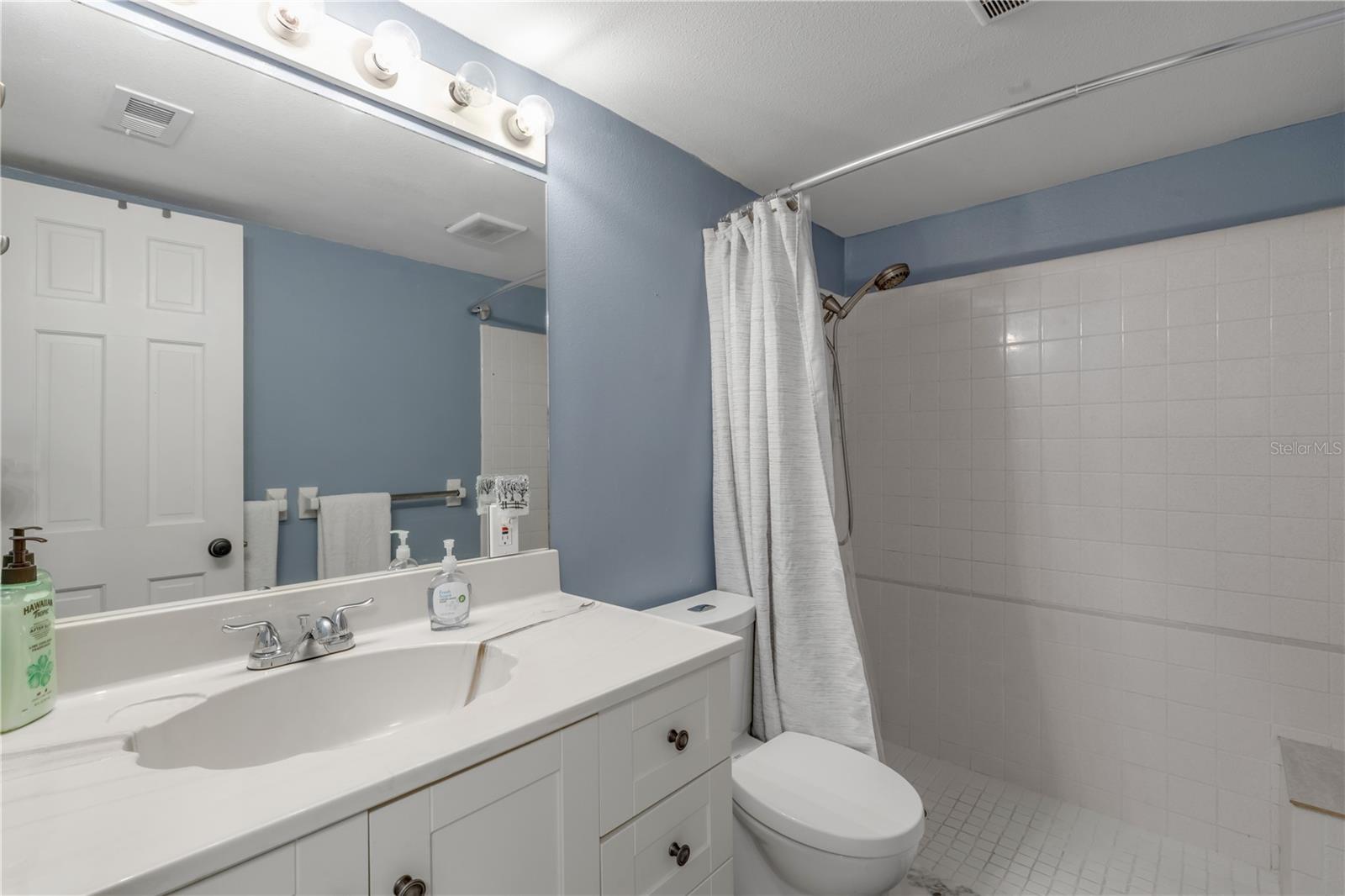 CORONADO COVE 01 - Residential