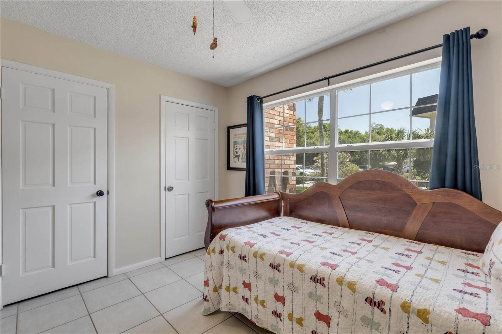 CORONADO COVE 01 - Residential