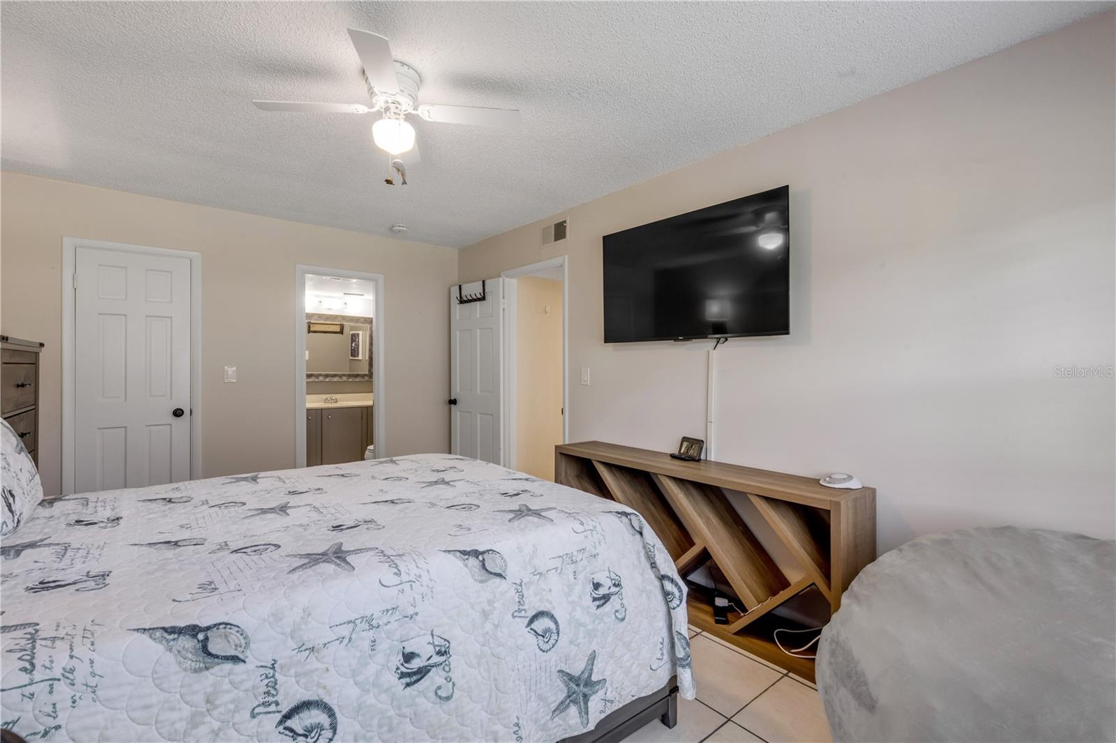 CORONADO COVE 01 - Residential