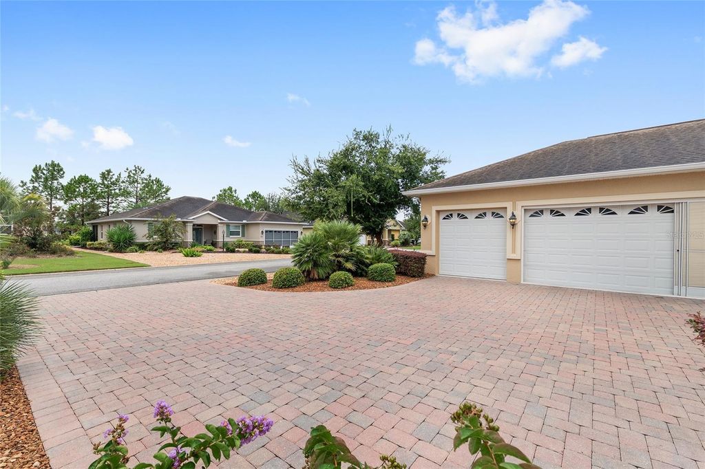 Photo of 8895 SW 86th Loop, Ocala, FL 34481 (MLS # OM710830)