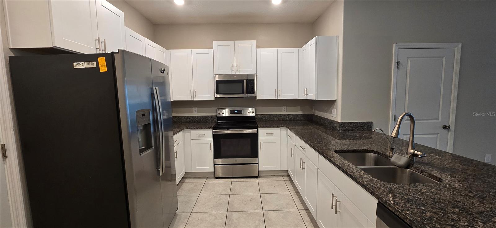 GLENCOVE AT BAY PARK - Residential