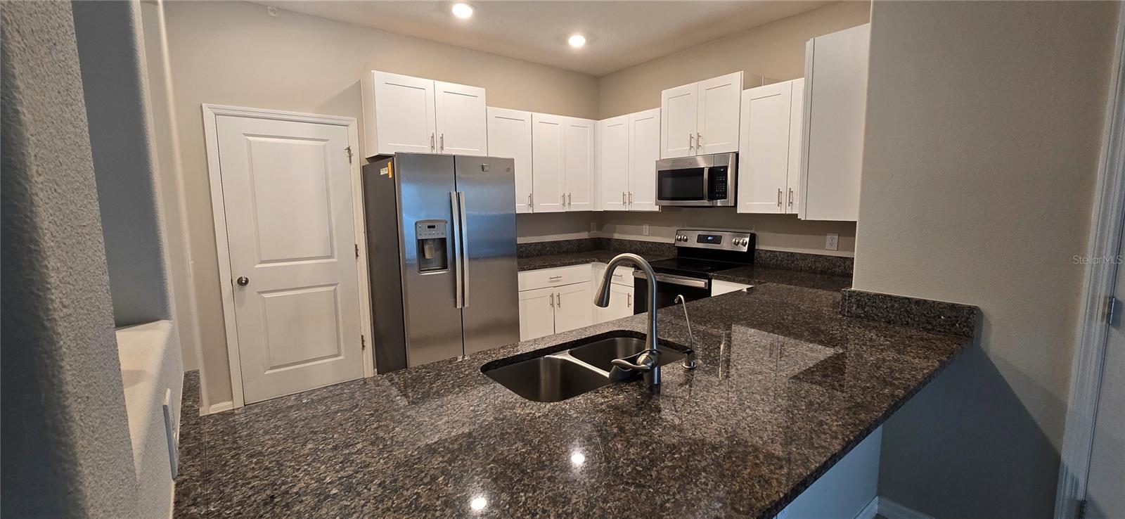 GLENCOVE AT BAY PARK - Residential